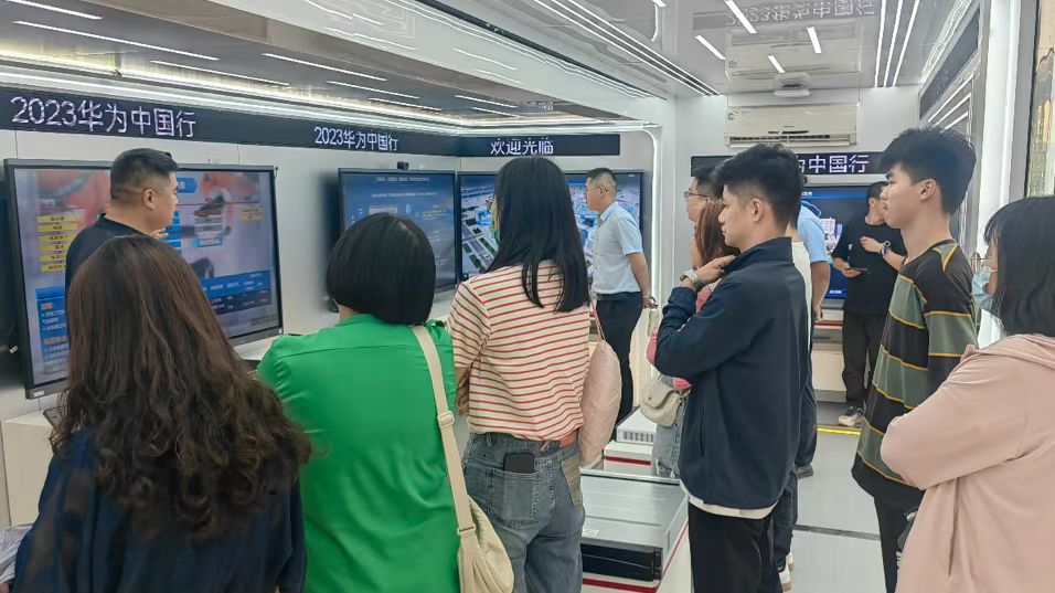 巡展拓市場 | 向下扎根，向外生長